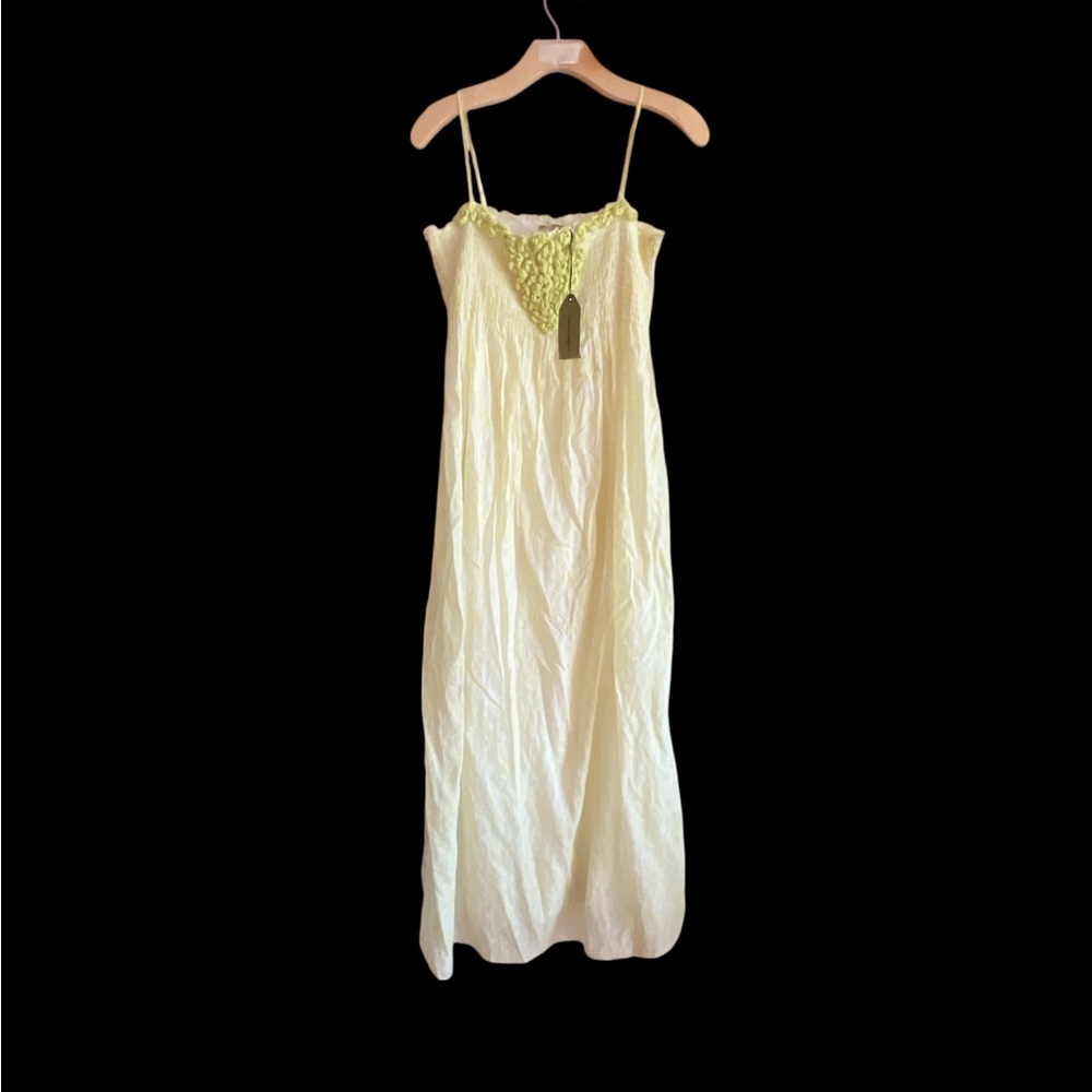 Chic Cream Maxi Dress with Lace Accent